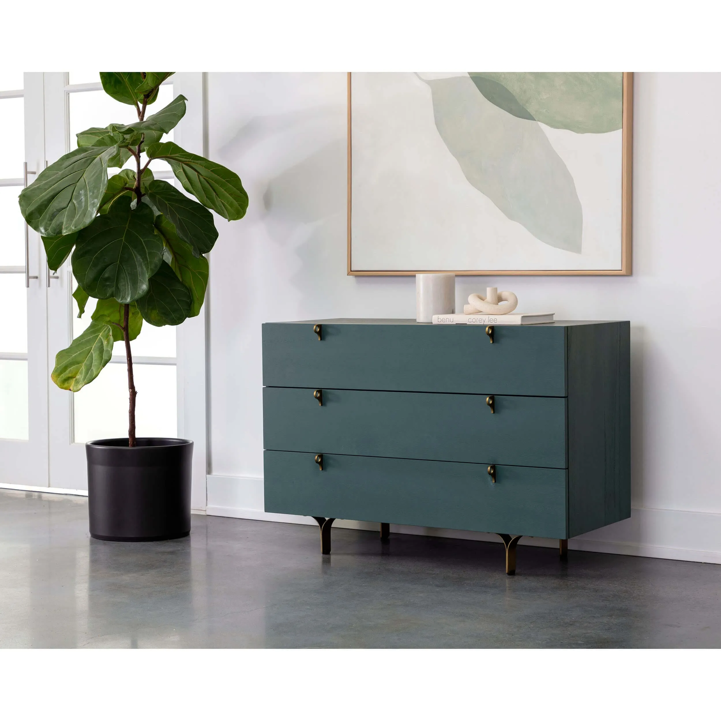 Celine Dresser, Teal
