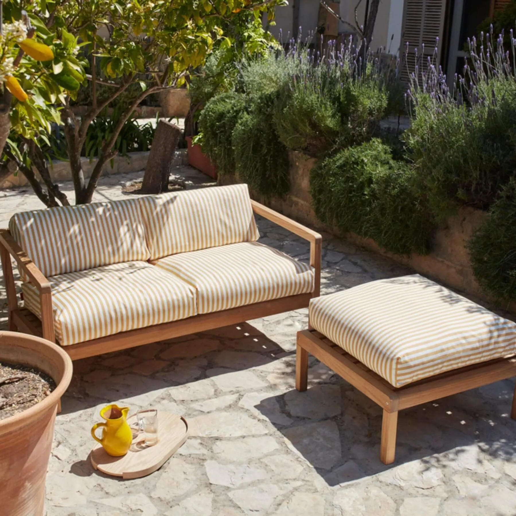 Fritz Hansen Virkelyst Sofa