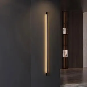 Hanur Wall Lamp