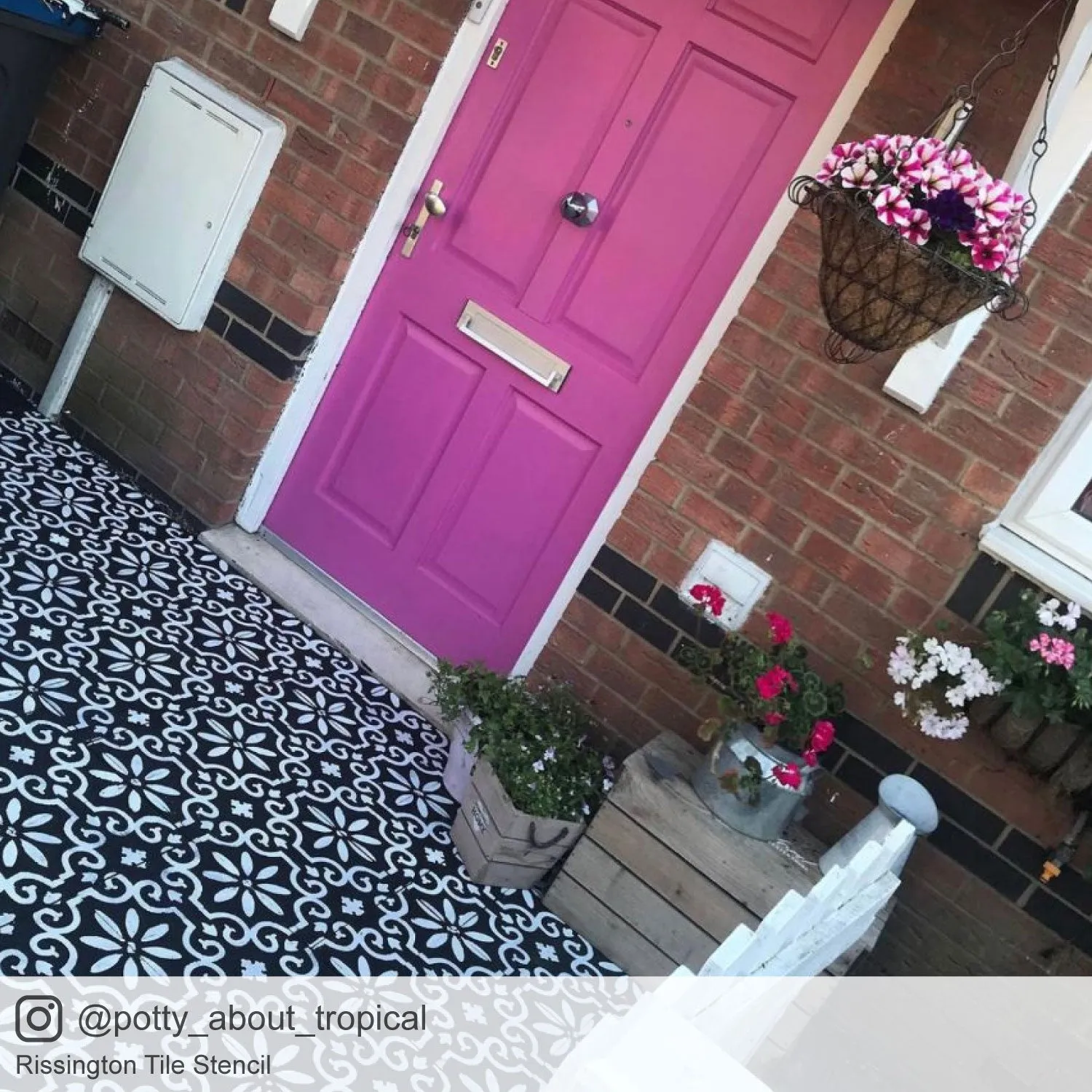 Rissington Tile Repeat Stencil