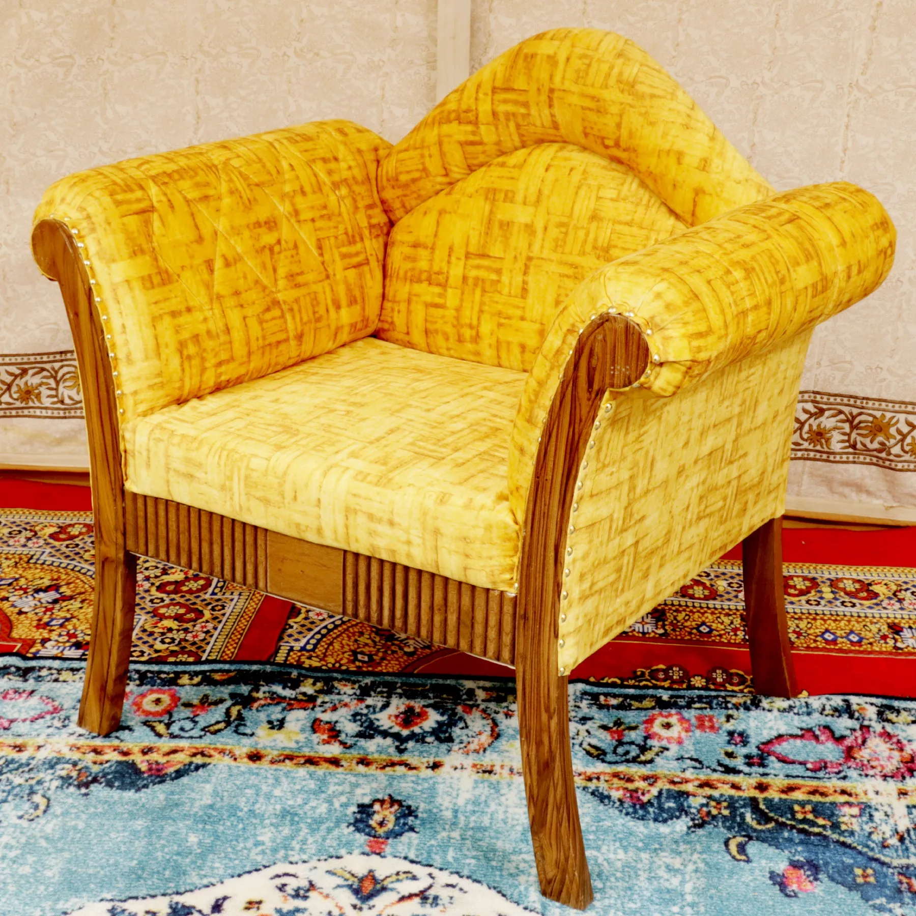 Traditional yellow upholstered single Seater Sofa